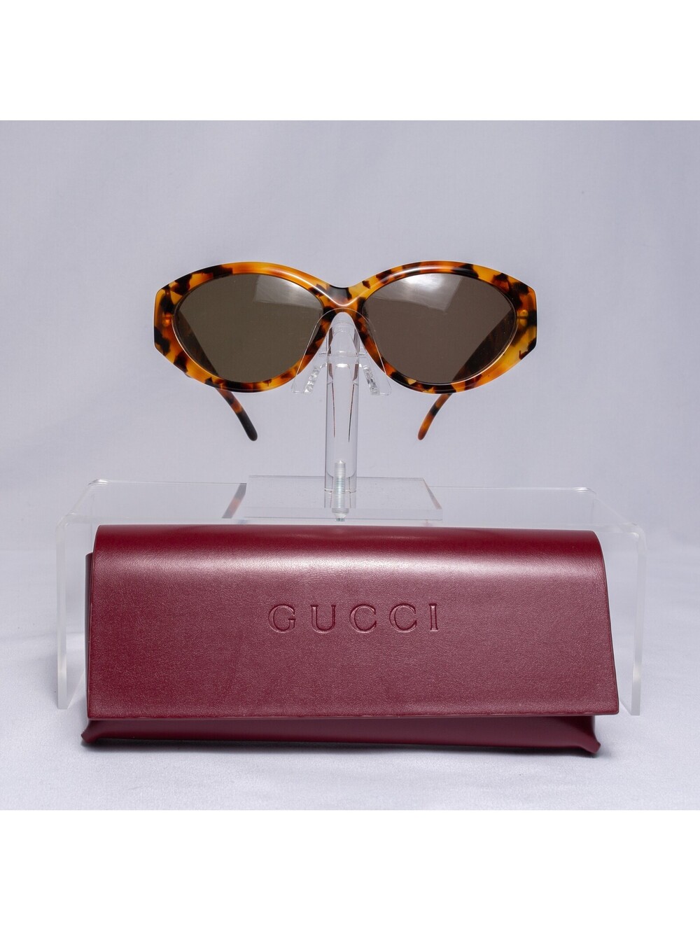 Gucci Tortoise Oval Brown